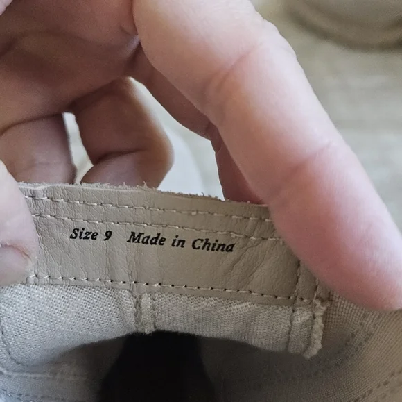 Dolce Vita Caster H2O Women's Suede Block Heel Ankle Boots - Picture 12 of 12